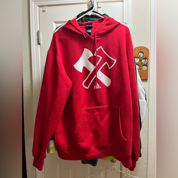 adidas Other - Rose City Red Sweatshirt
XL
Portland Timbers